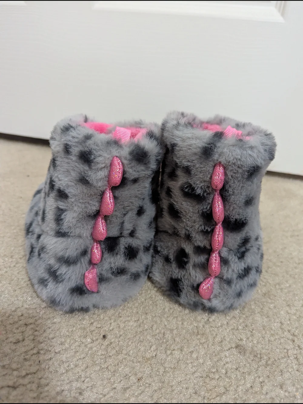 Wonder Nation Light Up Gray and Pink Plush Monster Paw Plush Slipper Boots